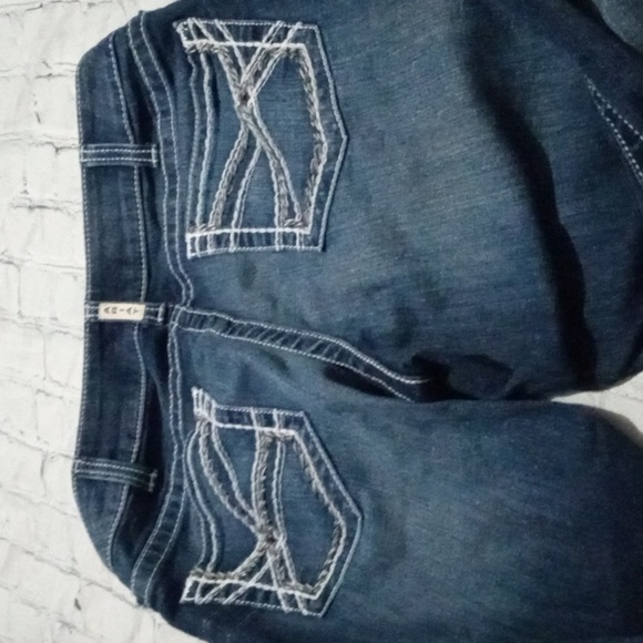 R.e.a.l women's - Picture 2 of 5